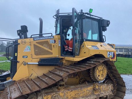 A Cat D5 dozer in the SER fleet fitted with a digital 'Thumbs Up' kit